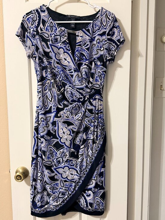 INC International Concepts Dresses & Skirts - Sz M INC Blue & Black Paisley Print Dress